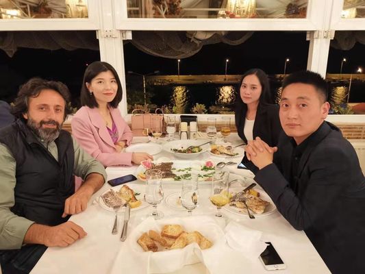 휴대폰 선물을 위한 페이스팅 패키징 박스 성형기를 접착시키기